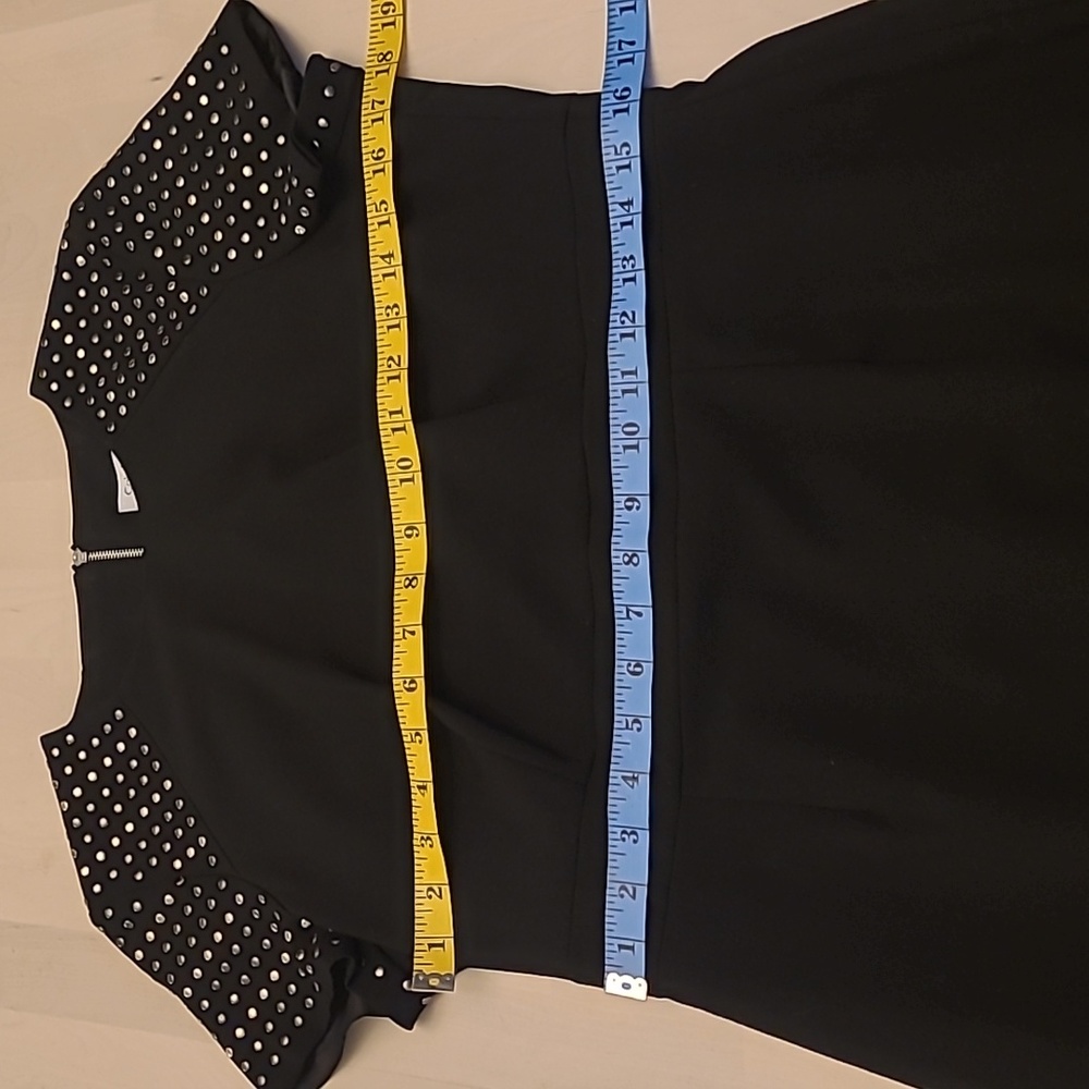 NWOT Calvin Klein Black Silver Studded Short Sleeved Fully Zip Back Midi Dress - Picture 5 of 15